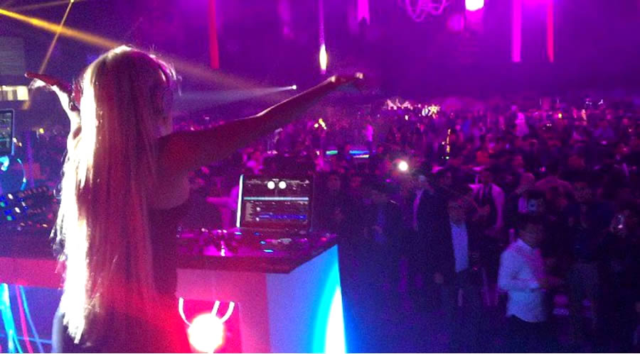 Renta de plantas luz para eventos masivos